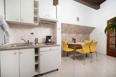 Ferienwohnung mit Terrasse und Meersicht