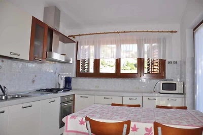 Ferienwohnung mit einen Balkon und Meerblick