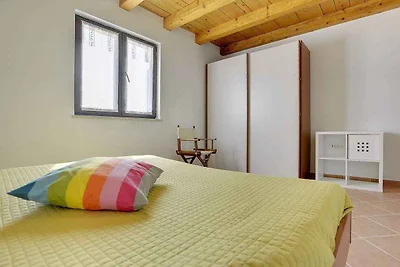 Ferienwohnung mit privater Terrasse und Garte
