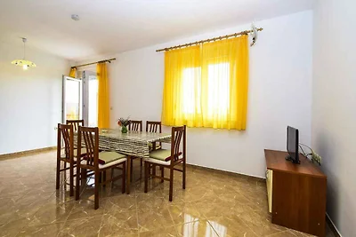 Ferienwohnung mit Terrasse