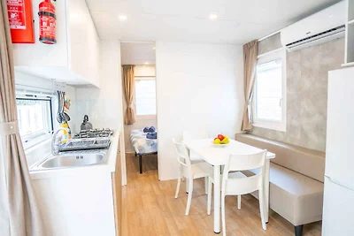 Mobilehome mit Klimaanlage, Terrasse und Pool