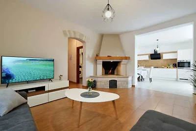 Ferienhaus mit Pool und Terrasse