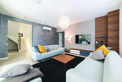 Ferienhaus mit Pool