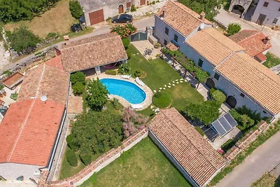 Villa mit Pool