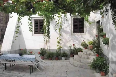 Ferienhaus mit Klimaanlage und Grillmöglichke