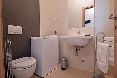 Ferienhaus mit Pool und Klimaanlage