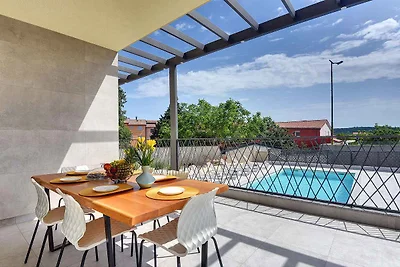 Ferienhaus mit Pool