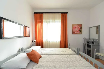 Ferienwohnung mit Terrasse und Klimaanlage