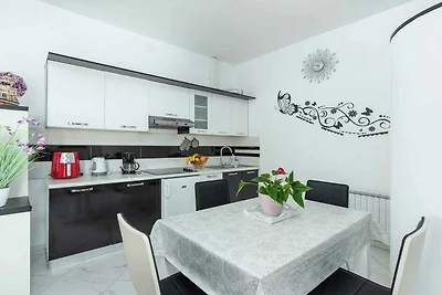 Ferienwohnung mit Klimaanlage und Terrasse