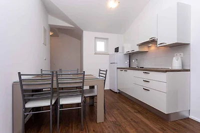 Ferienwohnung mit Klimaanlage und Balkon