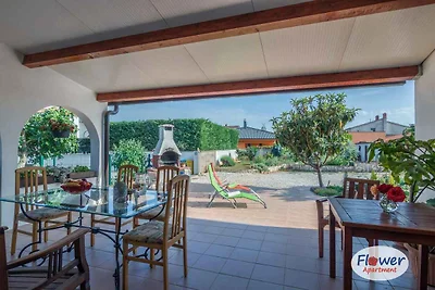 Ferienhaus mit grosser Terrasse und