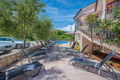 Appartamento Vacanza con famiglia Drenje