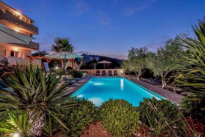 Ferienwohnung mit Meerblick und Pool