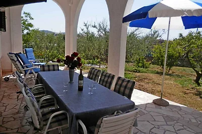 Ferienwohnung mit Klimaanlage und Terrasse