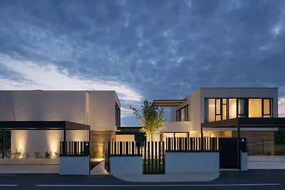 Villa mit Klimaanlage und Pool