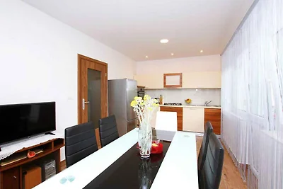 Ferienwohnung mit Klimaanlage und Grill