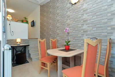Studio mit Garten und Grill