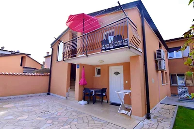 Ferienwohnung mit Garten und Terrasse, nahe z