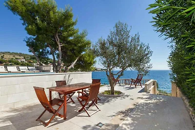 Villa mit Infinity-Pool