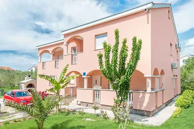Ferienwohnung mit Terrasse und Klimaanlage