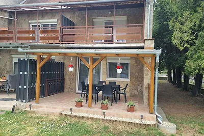Ferienwohnung mit Terrasse und WLAN