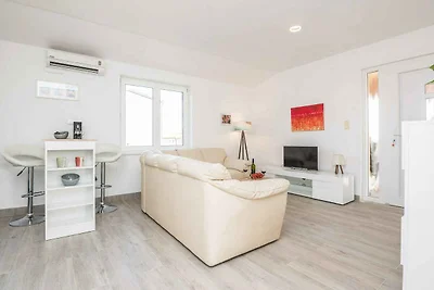 Ferienwohnung mit Balkon, Parkplatz und