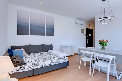 Ferienwohnung mit Terrasse und Klimaanlage
