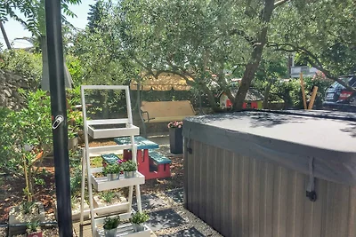 Ferienwohnung mit Whirlpool, Klimaanlage