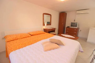 Studio mit Klimaanlage