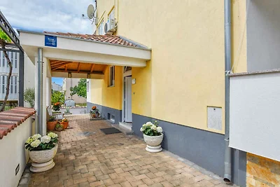 Ferienwohnung mit Pool und Klimaanlage