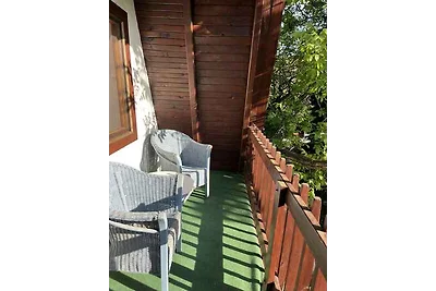 Ferienhaus Retro-Atmosphäre, Terrasse mit alt