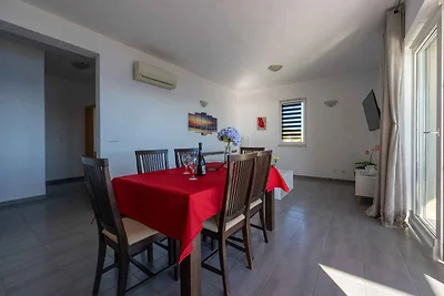 Ferienwohnung mit Klimaanlage und Meerblick
