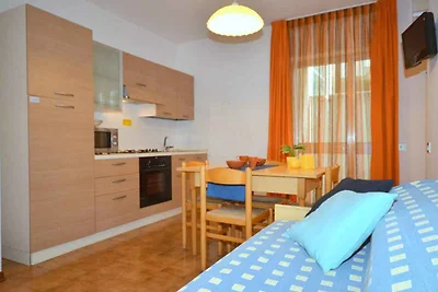 Ferienwohnung mit Klimaanlage und Balkon