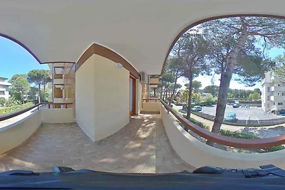 Ferienwohnung mit Klimaanlage und Balkon