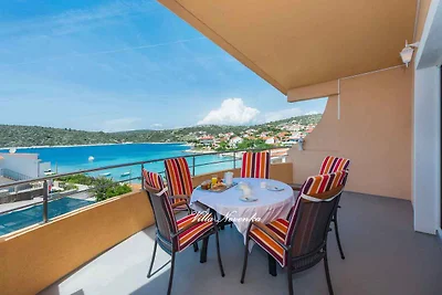 Appartamento Vacanza con famiglia Rogoznica