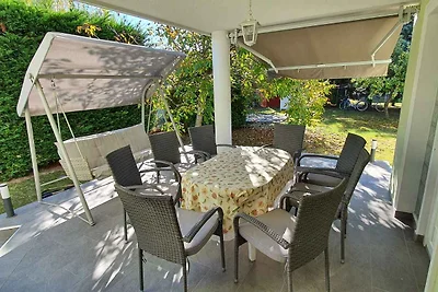 Ferienhaus mit Gartendusche und
