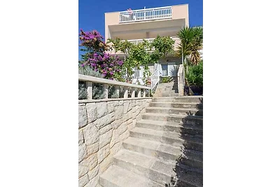 Modernes Apartment für 4 Personen, nur 250 m 