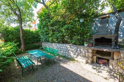 Ferienwohnung mit Balkon und Grillmöglichkeit