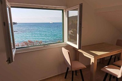 Ferienwohnung am Meer mit grosser Terrasse