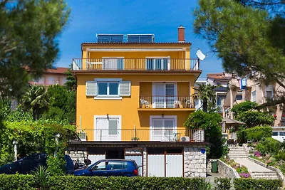 Ferienwohnung mit Balkon und Klimaanlage