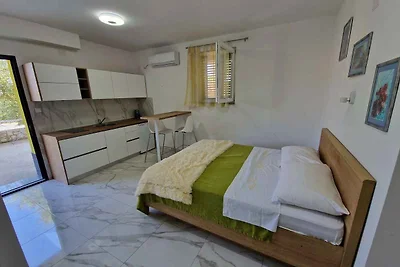 Studio mit Grill nur 50 m von der Adria