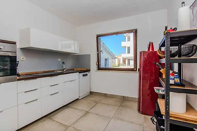 Komfortables Ferienhaus Kurta mit Meerblick i