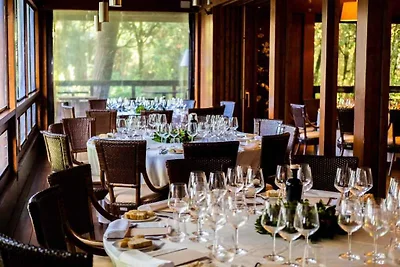 Villa mit Klimaanlage, Pool und Terrasse