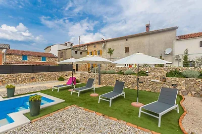 Ferienhaus mit Privatpool