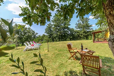 Ferienhaus mit Grill und Garten