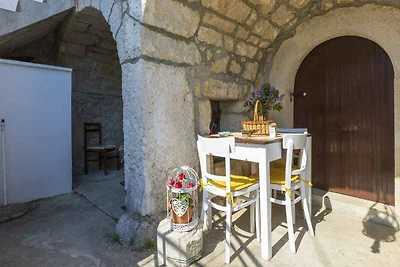 Ferienhaus mit Balkon und Klimaanlage