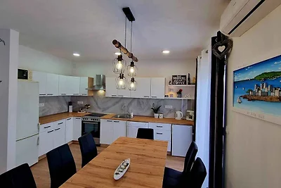 Ferienwohnung mit Klimaanlage und Terrasse