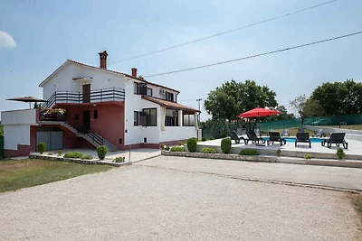 Appartamento Vacanza con famiglia Šajini