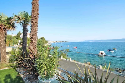 Ferienwohnung mit Terrasse und Aussenpool