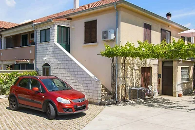 Gemütliche Ferienwohnung nahe Krka mit schöne